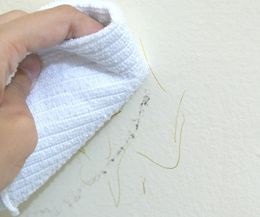 تمیز کردن کاغذ دیواری با روشهای مختلف